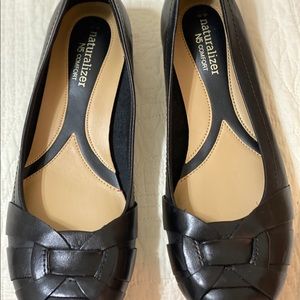 Brand new - never worn - size 7